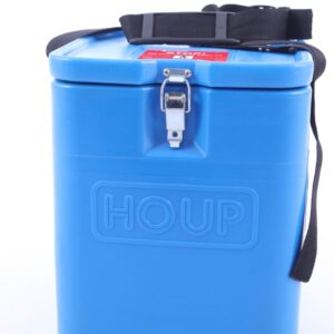 Front view of HOUP vaccine carrier