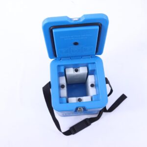 Inside of HOUP vaccine carrier with ice packs